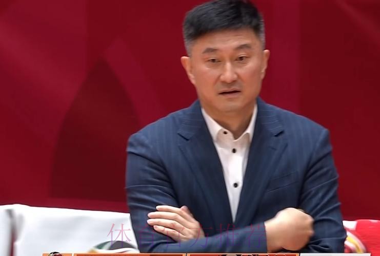 广东3消息!杜锋深夜发声,焦泊乔被辽篮球迷辱骂,朱芳雨买断王少杰 广东3消息!杜锋深夜发声,焦泊乔被辽篮球迷辱骂,朱芳雨买断王少杰